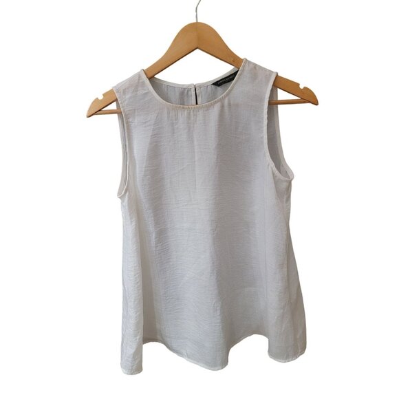 Banana Republic Tops - Banana Republic White Sleeveless Blouse S